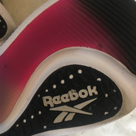 Reebox running shoes - Picture 3 of 5